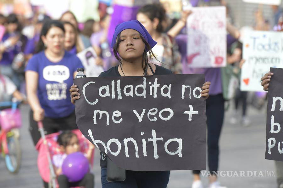 8M: Entre el dolor y la rabia con el grito de “Ni una más” miles de mujeres toman las calles en México (fotos)