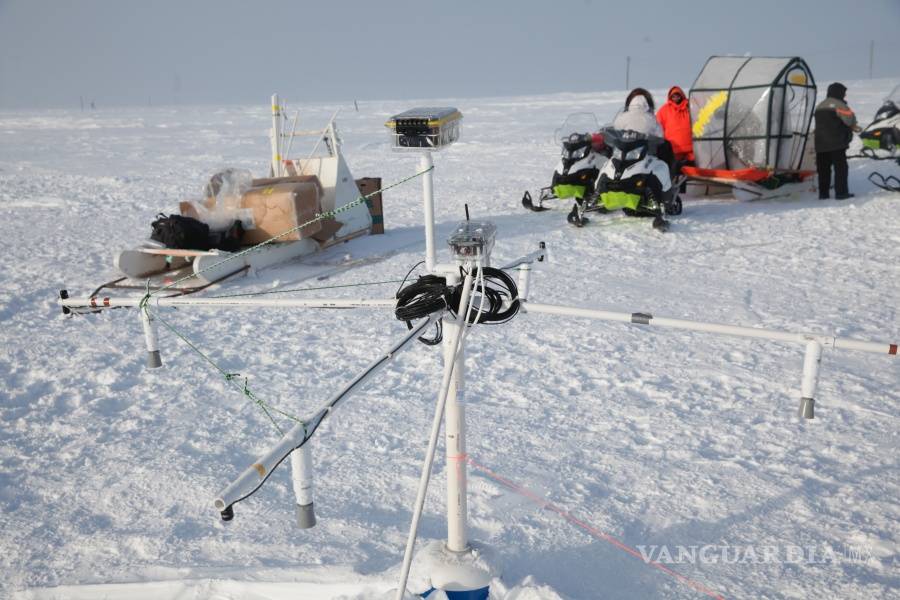 $!Buscan salvar el hielo del Ártico con una fina capa microesferas de vidrio