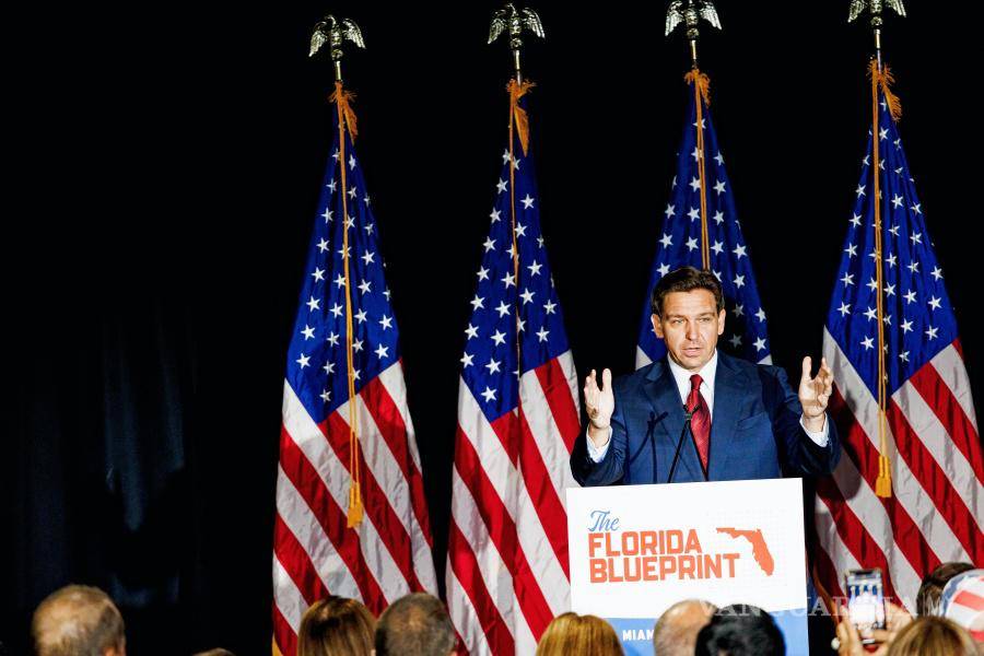 $!Ron DeSantis habla en un evento en Doral, Florida, el 1 de marzo de 2023.