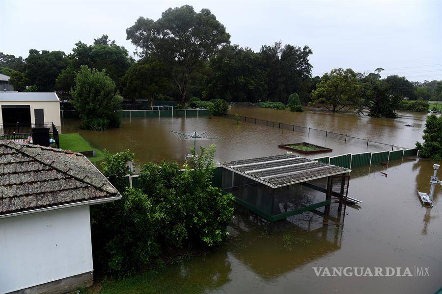 $!Evacuan a 18 mil personas por las peores inundaciones en décadas en Australia