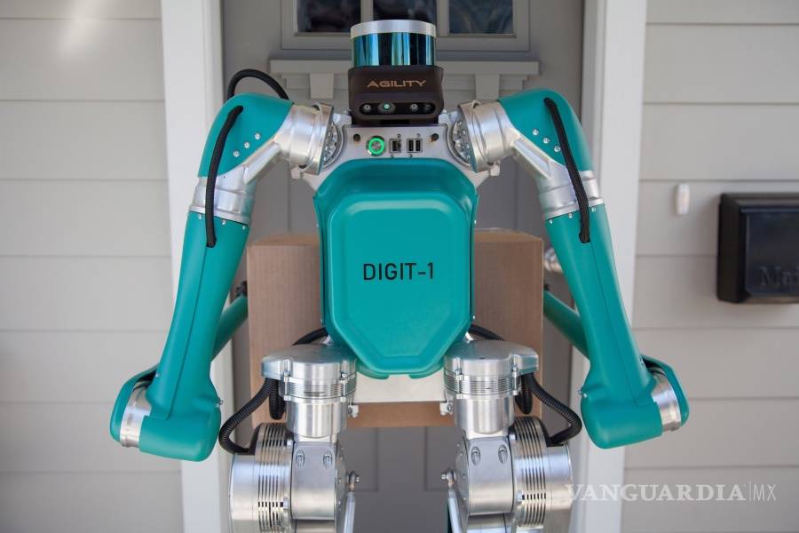 $!Digit, un robot humanoide que entrega la paquetería