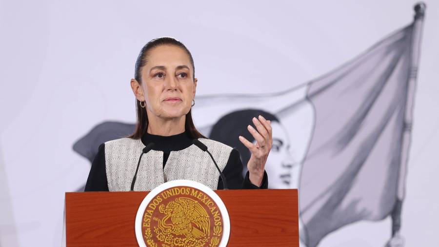 El objetivo es reservar la relacionada con seguridad nacional o procesos judiciales en curso, dijo la mandataria.