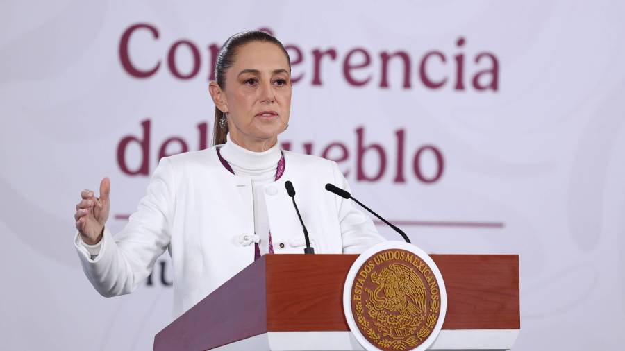 Durante La Mañanera del Pueblo, la presidenta Claudia Sheinbaum explicó que la entrega de agua a Estados Unidos se acordó con los gobiernos estatales para evitar impactos significativos en el sector agrícola del norte del país.