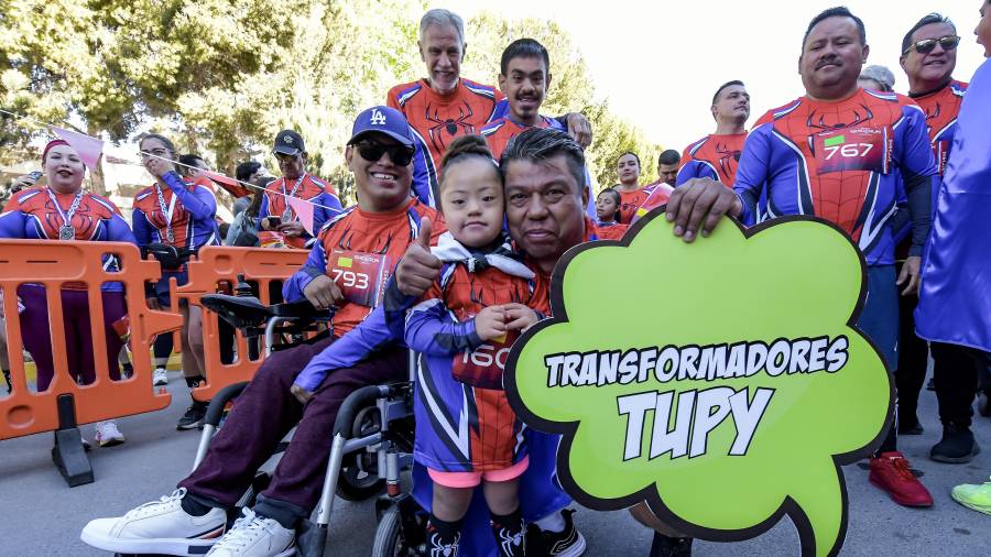 Los menores del CAM iniciaron su recorrido a las 9:00 de la mañana acompañados por personal de Tupy.