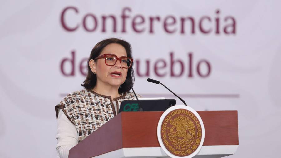 La titular de la CFE también destacó los avances de la central fotovoltaica de Puerto Peñasco, en Sonora, cuya fase tres iniciará construcción la próxima semana.