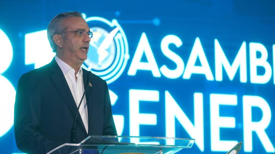 El presidente de República Dominicana, Luis Abinader, les dio la bienvenida a los representantes de medios de comunicación que asistieron a la Asamblea de la SIP.