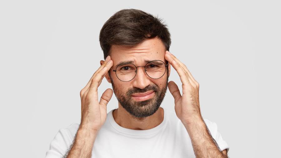 Millones de personas conviven con migraña, una condición incapacitante que puede alterar la vida diaria.