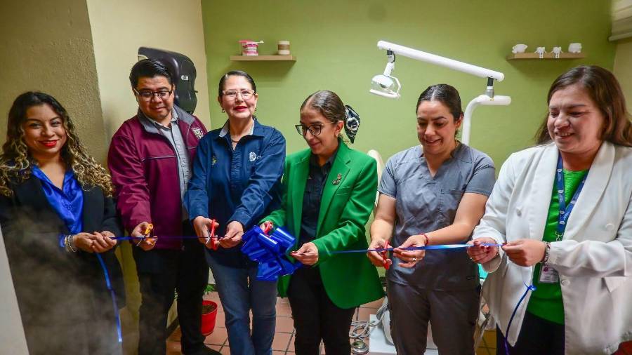 El Tecnológico de Saltillo inauguró un consultorio dental para estudiantes y trabajadores. La doctora Alethia D’Rivera Saucedo estará a cargo de la atención odontológica en el plantel.
