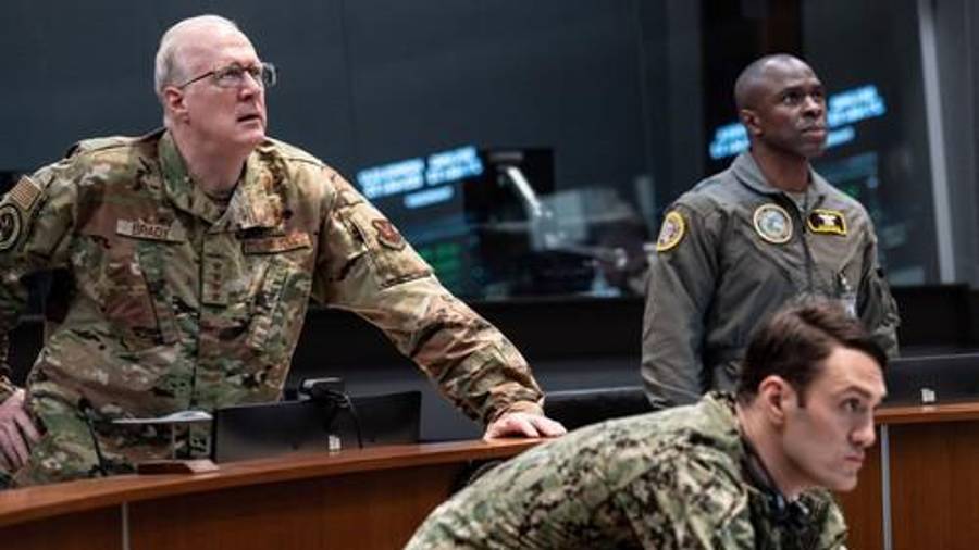 Emocionante. En esta nueva cinta de Bigelow, misma que ha sido un éxito rotundo en el streaming, hay habitaciones de mando, salas de crisis y centros de comando militar.