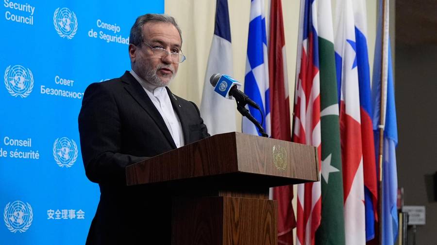 El ministro de exteriores iraní Abbas Araghchi en las Naciones Unidas, en Nueva YorK.