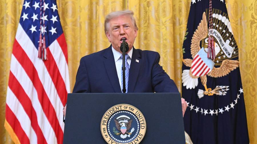 Donald Trump anunció esta situación durante un mensaje a la nación la noche de este jueves.