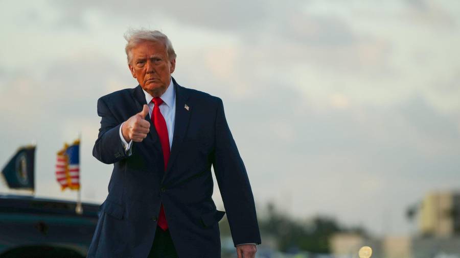 “Nos parece bastante razonable”: El presidente Trump insiste en el éxito de su política, mientras los analistas ven un régimen iraní envalentonado y un comercio mundial bajo presión.