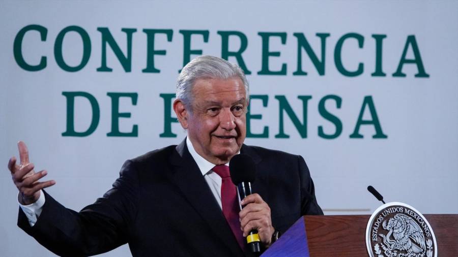 Aclaración. El titular del Ejecutivo aseguró que buscarán administrar, sin penalizaciones, a las líneas aéreas que quieran operar en el AIFA.