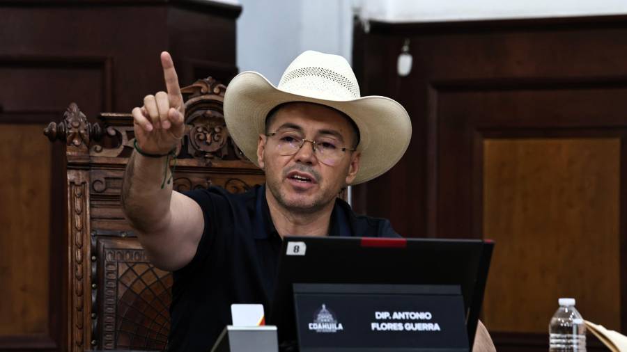 POLITICÓN: Tony Flores regresa al Congreso de Coahuila; ahora falta que asista a las sesiones