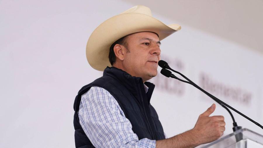 Desde el inicio del sexenio de Sheinbaum, señala el autor de Historia de Reportero, las sospechas se instalaron sobre el gobernador de Durango por un presunto pacto con el crimen, pero se incrementaron cuando los operativos federales empezaron a “atorarse” en esa entidad.
