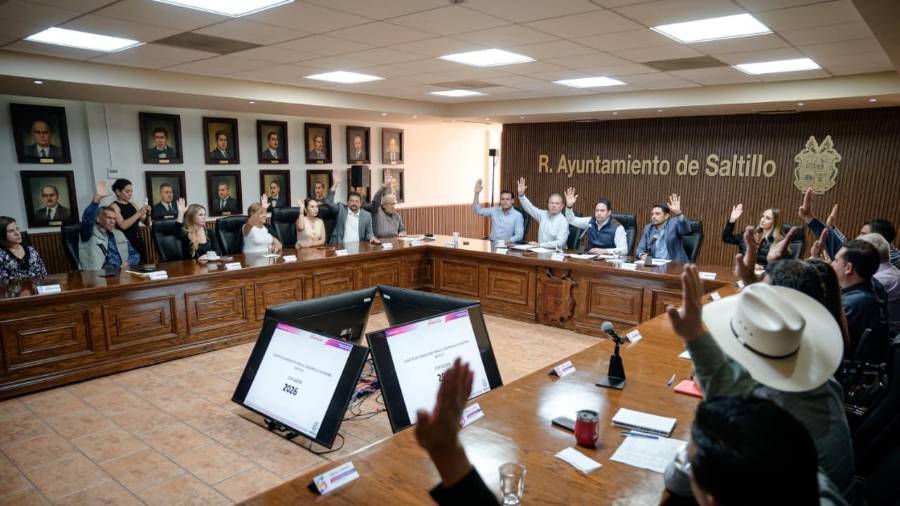 Propuesta contempla un total de 119 obras en zonas urbanas y rurales, informan durante sesión.