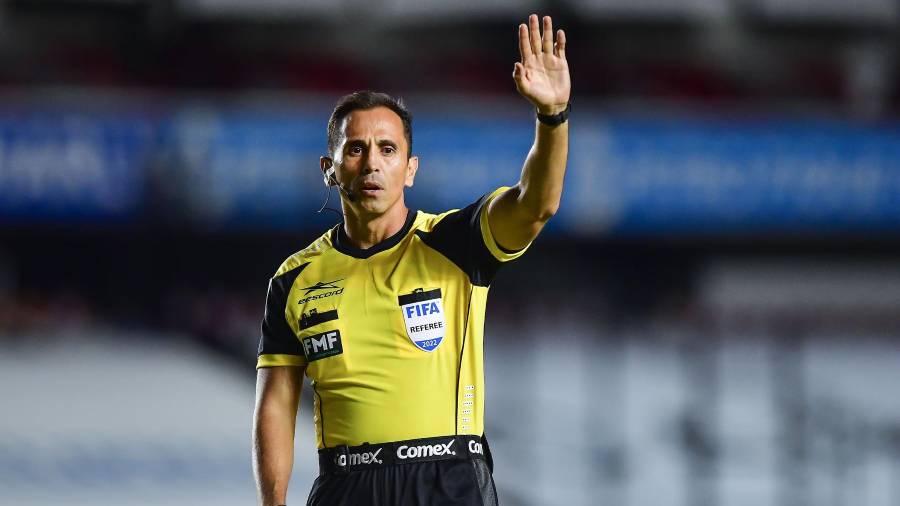 Luis Enrique Santander fue removido de la designación del Pachuca vs Pumas, por lo que Ismael Rosario López Peñuelas será el árbitro central de la Ida de Semifinales.