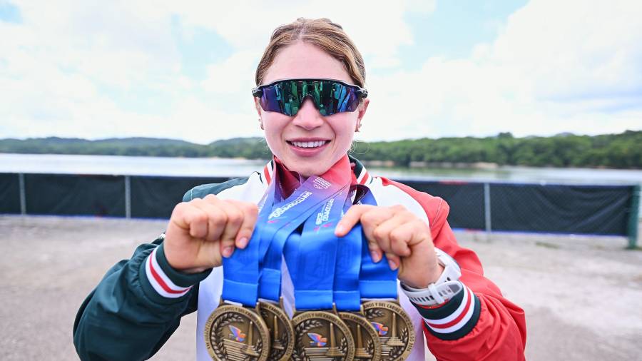 Beatriz Briones conquistó tres oros en el canotaje y se convirtió en la gran figura mexicana de la jornada.