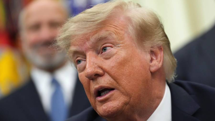 Donald Trump mencionó en sus redes sociales que si Irán respondía con ataques, EU respondería con más contundencia.