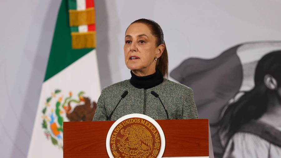 Claudia Sheinbaum rechazó debatir con Alejandro Moreno y aseguró que las líneas ferroviarias, incluidas las del sexenio anterior, operan con certificaciones y revisiones técnicas previas