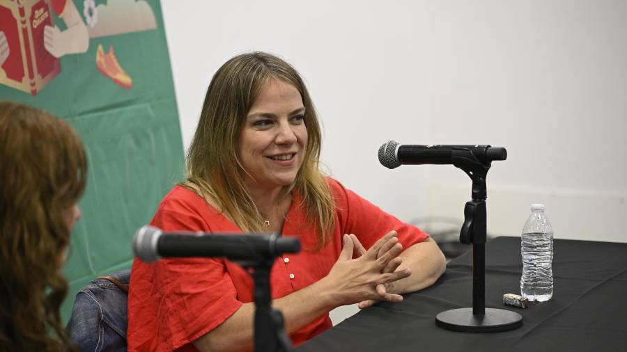 Aroa Moreno Duran habla sobre ‘Genealogía y literatura’ en la FIL Coahuila