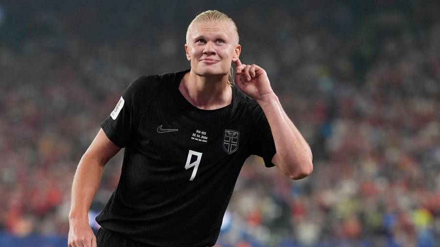Noruega sufrió más de lo previsto, pero logró imponerse 3-2 a Senegal en Nueva Jersey con un doblete de Erling Haaland.