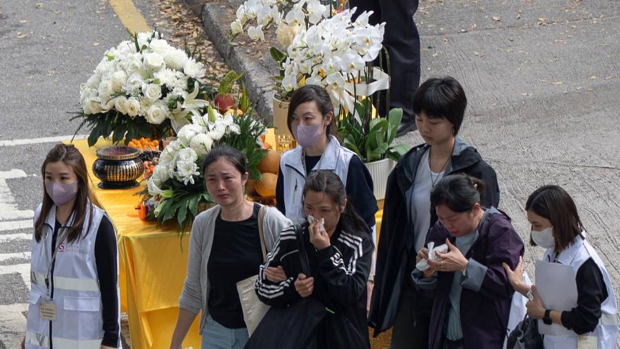 El número de muertos había aumentado a al menos 156 personas después de que se encontraran más cuerpos y alrededor de 30 personas siguen desaparecidas. FOTO: