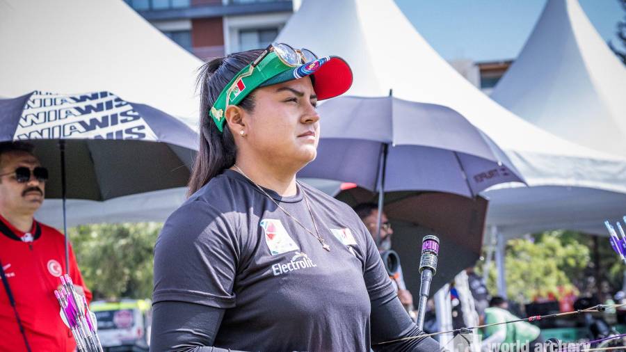 La mexicana sumó puntos importantes en el inicio del serial de Copas del Mundo.