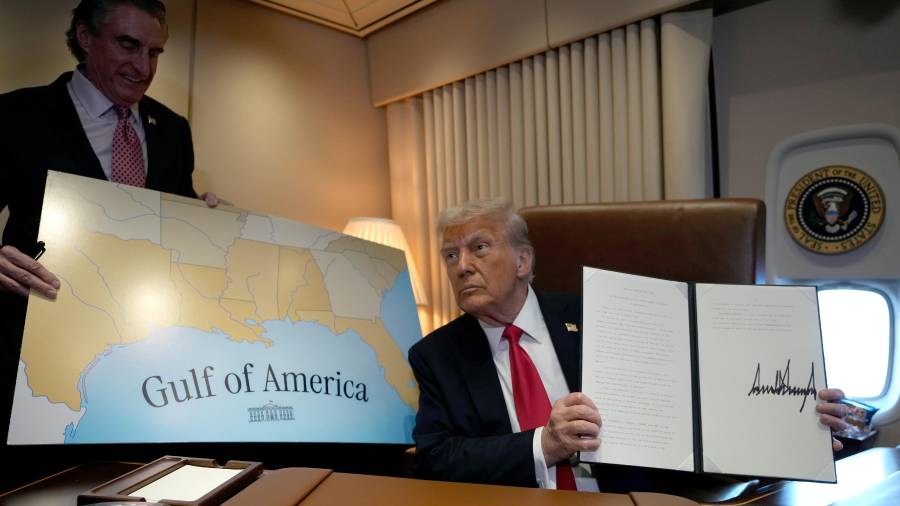 El presidente de Estados Unidos, Donald Trump, al celebrar este viernes 27 de febrero el cambio de denominación al Golfo de México durante un acto en Corpus Christi, Texas.