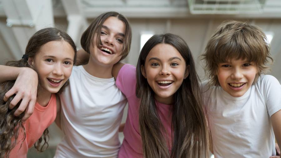 La formación de amistades en la infancia fortalece la autoestima y prepara para relaciones sanas a futuro, afirma Miss Telma Villarreal.