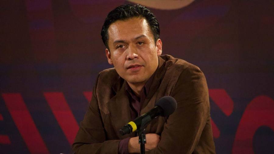 El funcionario sostuvo que su planteamiento no tiene carácter partidista, sino que busca que se cumplan las disposiciones legales vigentes en materia educativa.