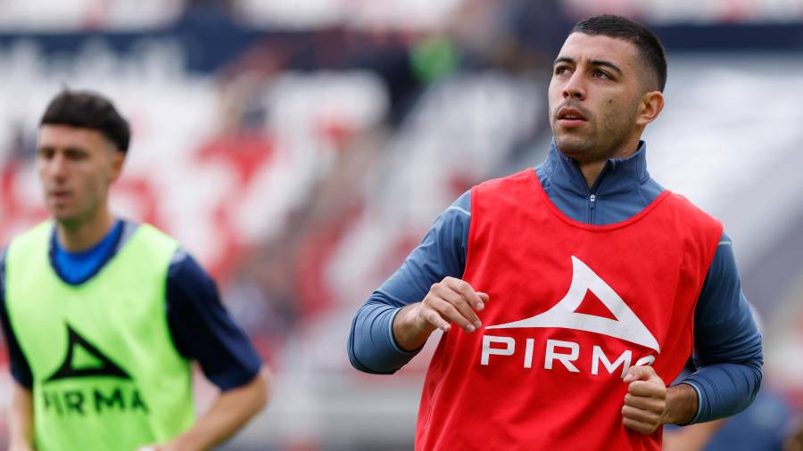Erik Lira apunta a la Ligue 1, aunque su llegada al Mónaco depende de que el club libere una plaza de extracomunitario.