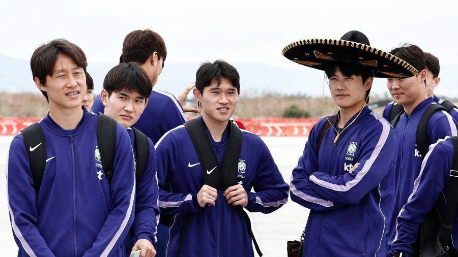 La selección de Corea del Sur fue recibida en Guadalajara, donde inició su preparación en las instalaciones de Verde Valle.