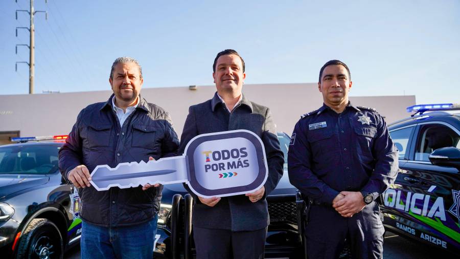 El alcalde Tomás Gutiérrez Merino encabezó la ceremonia junto al fiscal Federico Fernández Montañez.