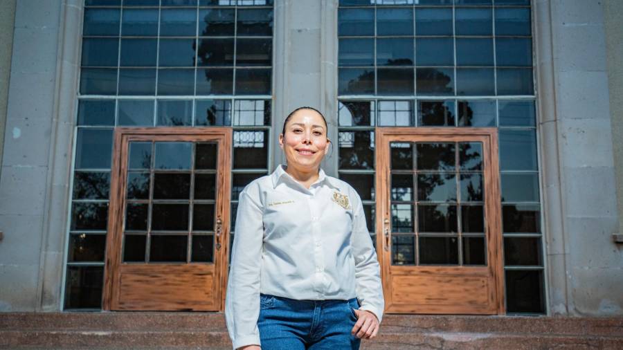 Daniela Alvarado en el edificio La Gloria, en la UAAAN. Foto: Iram López.