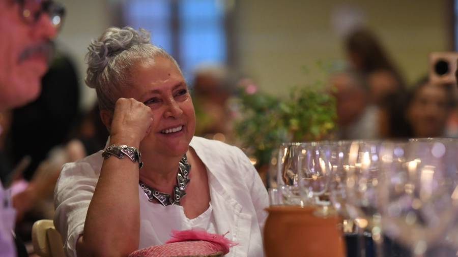 ¿Cuál fue el ingrediente especial que logró el éxito en la cena homenaje a Laura Esquivel?
