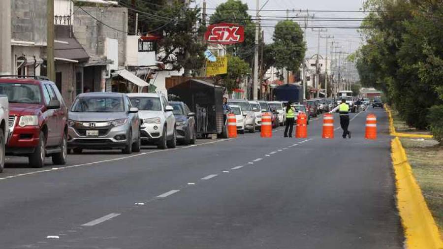 El alcalde Chema Fraustro inauguró la repavimentación del bulevar Solidaridad en la colonia Zaragoza, una obra que requirió una inversión de 7.1 millones de pesos y fue realizada en colaboración con el gobernador Manolo Jiménez Salinas.