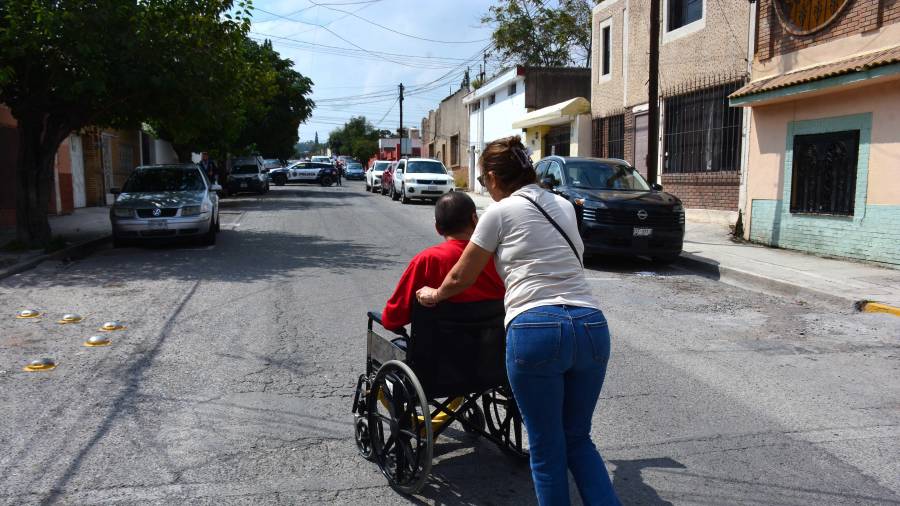 El demógrafo José Alfredo Jáuregui Díaz advirtió que el envejecimiento poblacional exigirá mejorar la accesibilidad urbana, los servicios de salud y la atención a los adultos mayores.