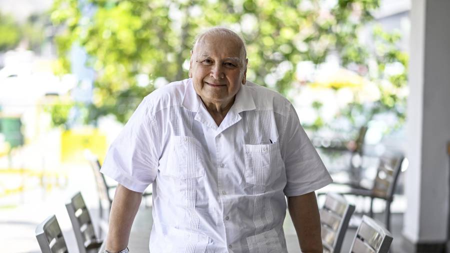 Gianni Gallo, acordeonista italiano, ofrecerá magno concierto en Saltillo