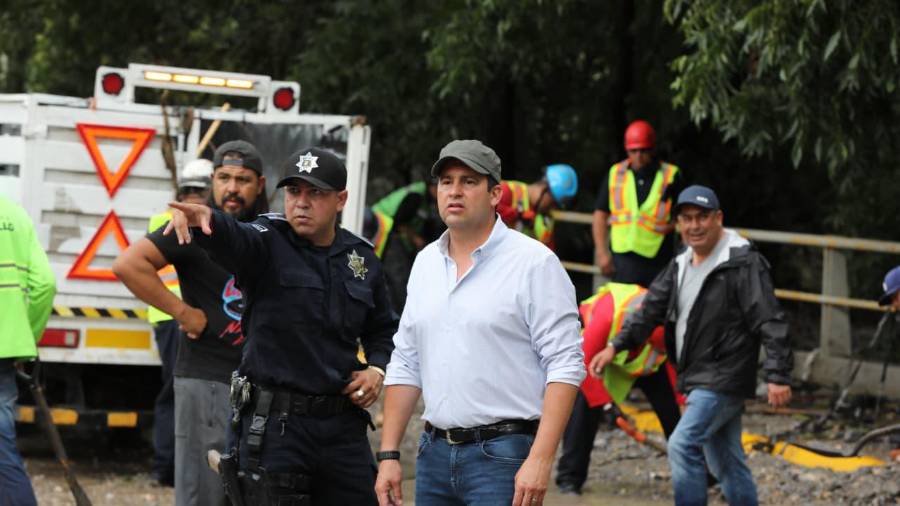 Javier Díaz supervisó personalmente las labores de limpieza y atención en las zonas más afectadas por las lluvias registradas en Saltillo.