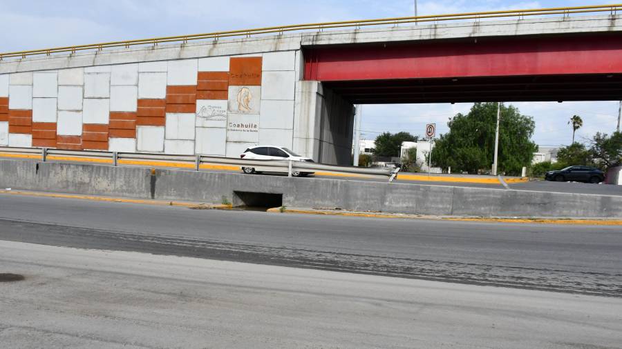 La falta de obras de drenaje fue la causa central de las inundaciones en la carretera Monterrey-Saltillo.