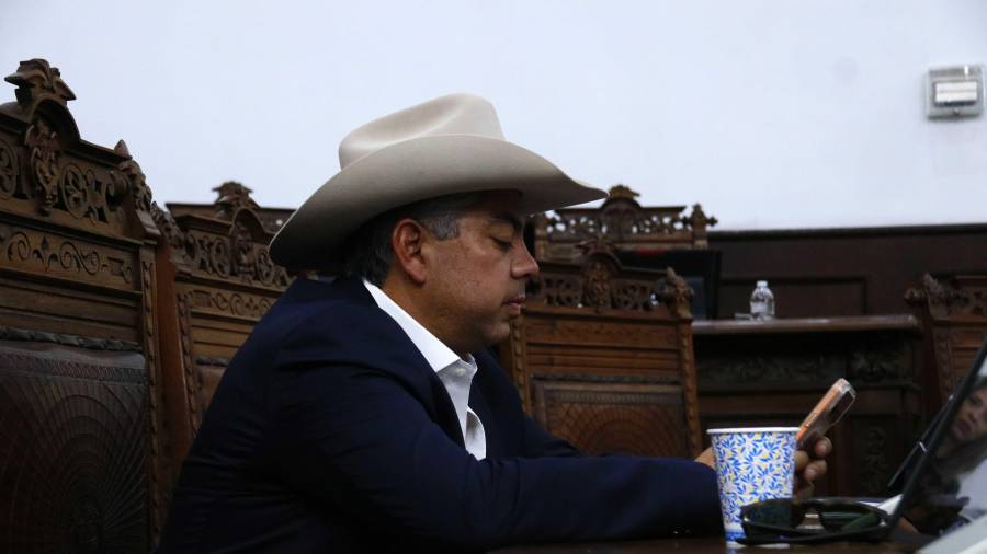 Alfredo Paredes sostuvo reuniones con ex trabajadores de AHMSA para avanzar en un esquema de empleos temporales mientras se define su situación laboral en la Región Centro.