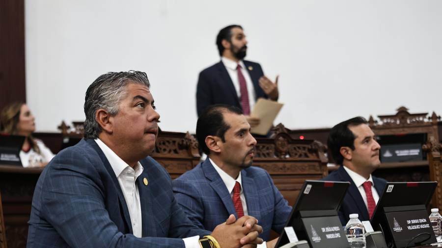 Las modificaciones entrarán en vigor de manera gradual y contemplan cambios en la integración de los ayuntamientos, medidas de austeridad y nuevas reglas electorales.