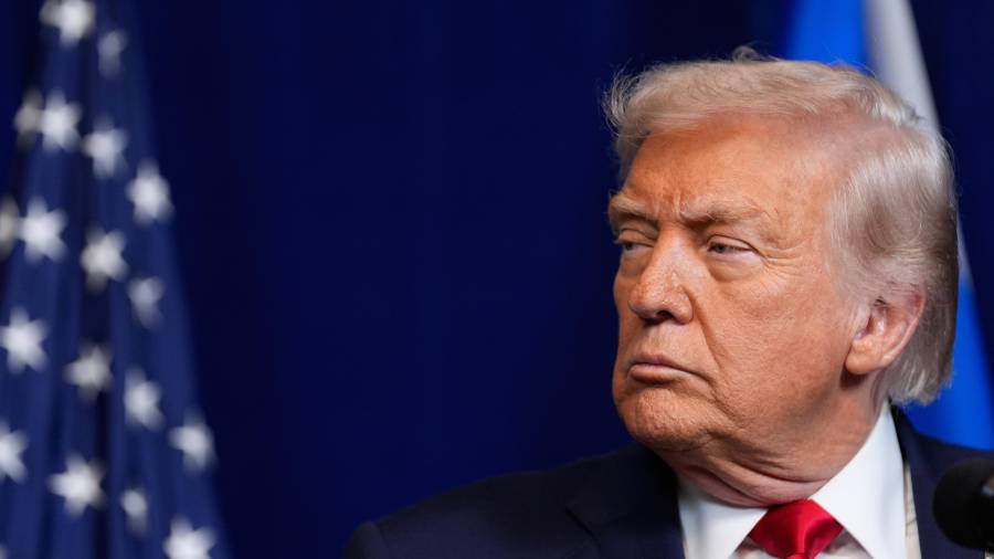 El presidente Donald Trump mantuvo conversaciones el lunes con el primer ministro israelí Benjamin Netanyahu en Florida.