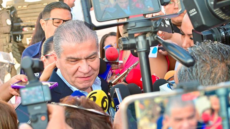 El alcalde de Torreón, Miguel Ángel Riquelme Solís, informó que su administración trabaja en la planeación de un nuevo modelo de transporte público para la ciudad, retomando infraestructura del proyecto del Metrobús.