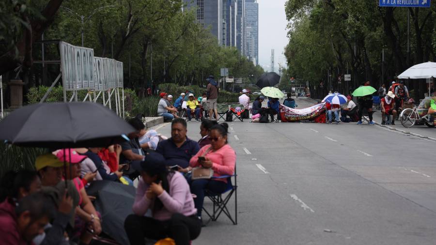 Los ofrecimientos del Gobierno han causado indignación entre los docentes.