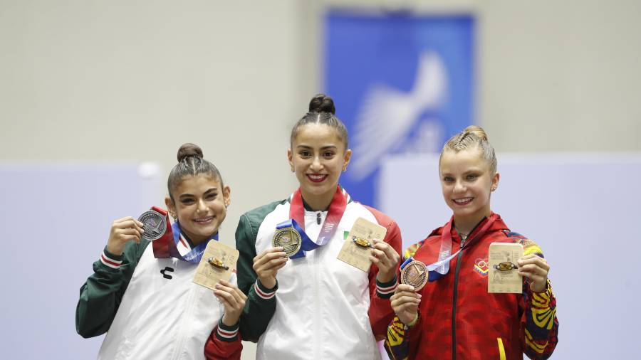 Marina Malpica cerró una actuación sobresaliente al conquistar cinco medallas de oro en Santo Domingo 2026.