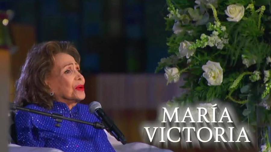 María Victoria, con 102 años, dedica un emotivo canto a la Virgen de Guadalupe durante las festividades. Conoce los detalles del homenaje y el impacto de su participación.