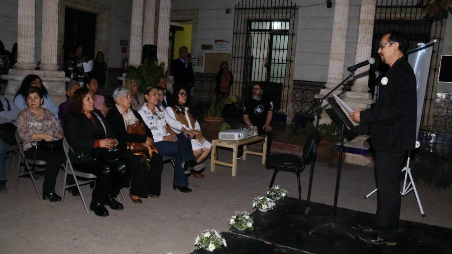 Honor. Colegas y familiares, así como la Secretaria de Cultura de Coahuila Esther Quintana Salinas se hicieron presentes para recordar la trayectoria y anécdotas del actor monclovense Ozcar Castañaeda.