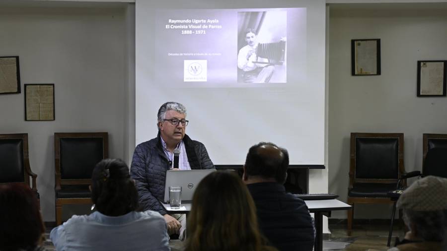 Comparten la historia de Raymundo Ugarte, en fotógrafo que capturó la historia de Parras de la Fuente